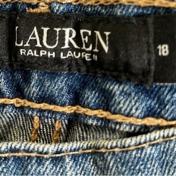 Wmen’s Jeans - Picture 6 of 6